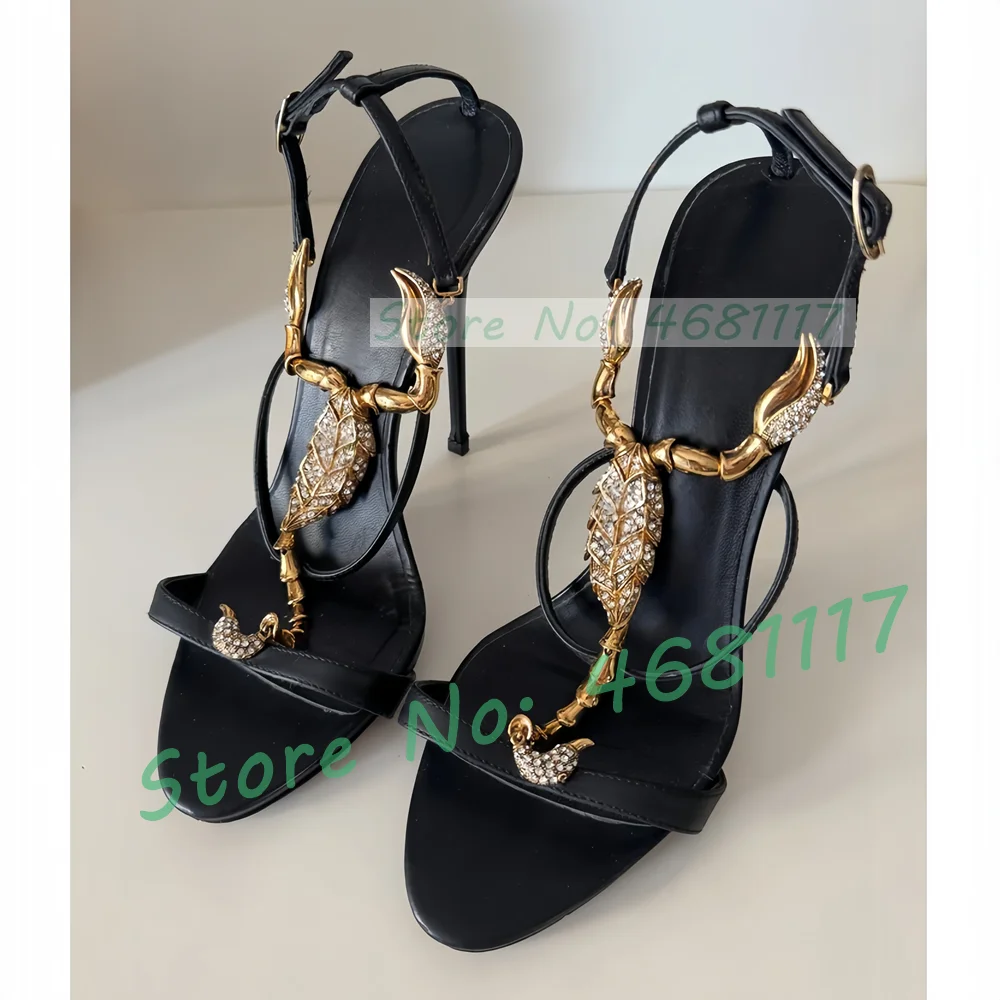 Black Leather Sandals With Gol - Crossfit Ladies recensione e prezzo