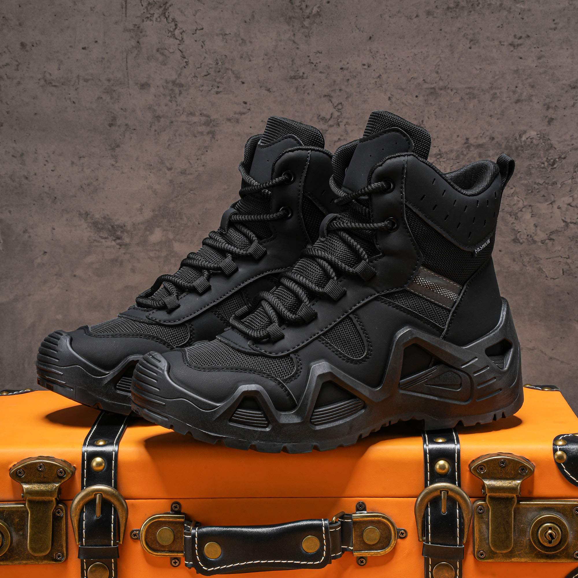 Men's high top boots, hiking b - Crossfit Outdoor recensione e prezzo